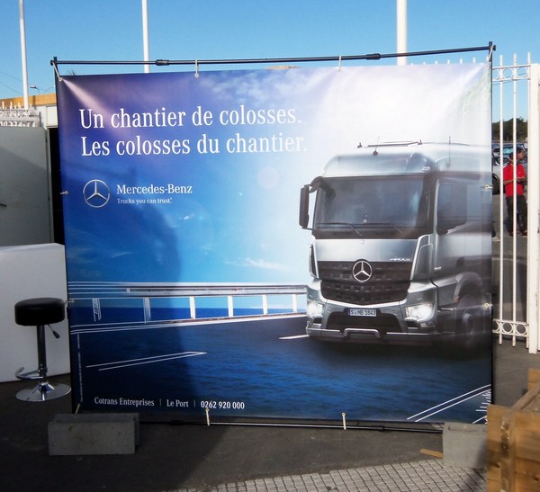 Conception et fabrication de banderoles et bâches publicitaires à la Réunion